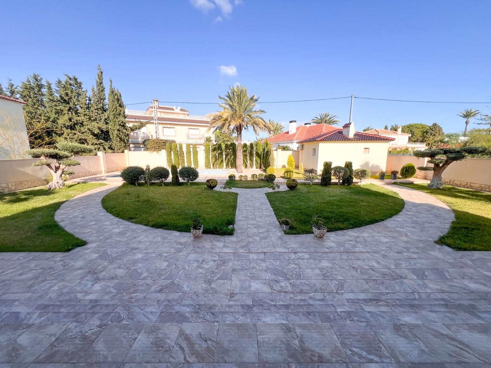 Villa en Venta en Orihuela