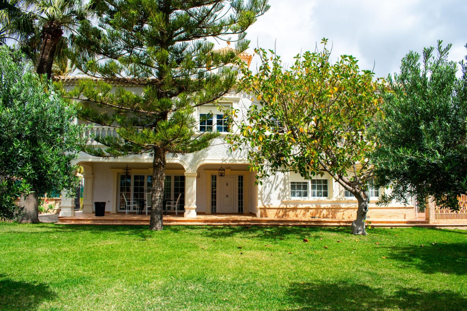 Villa en Venta en Orihuela