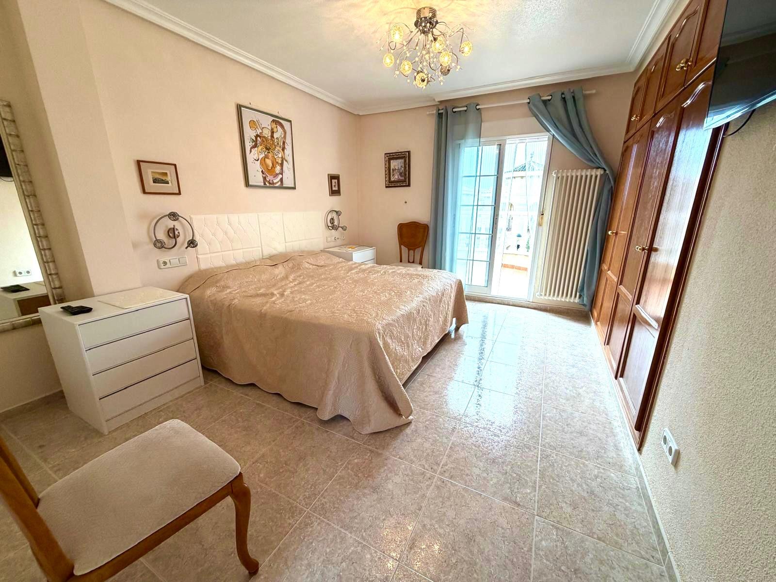 Villa en Venta en Orihuela