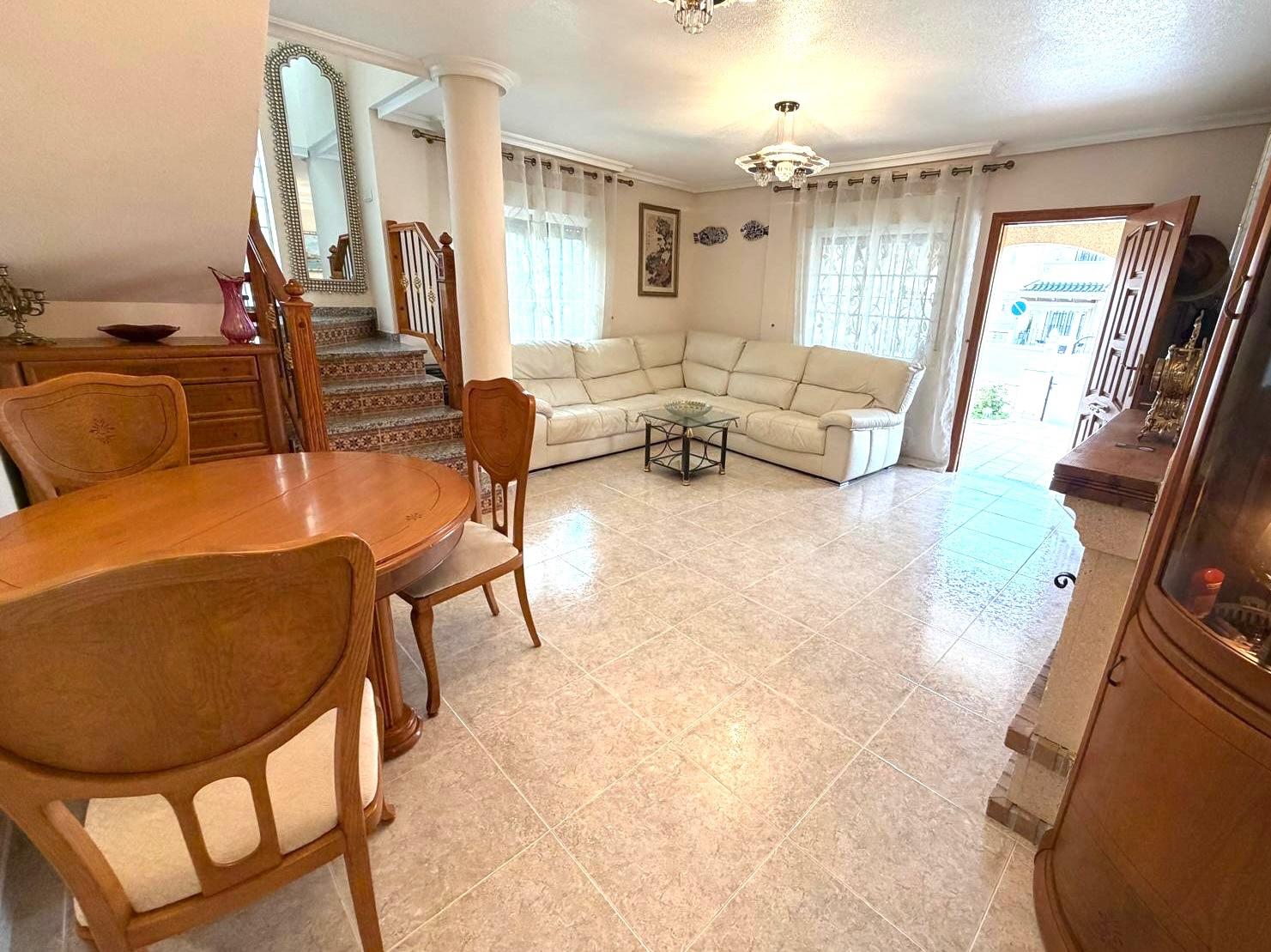 Villa en Venta en Orihuela