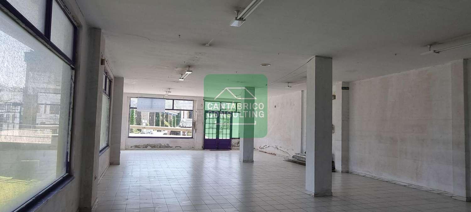 Premise for Sale in Navia