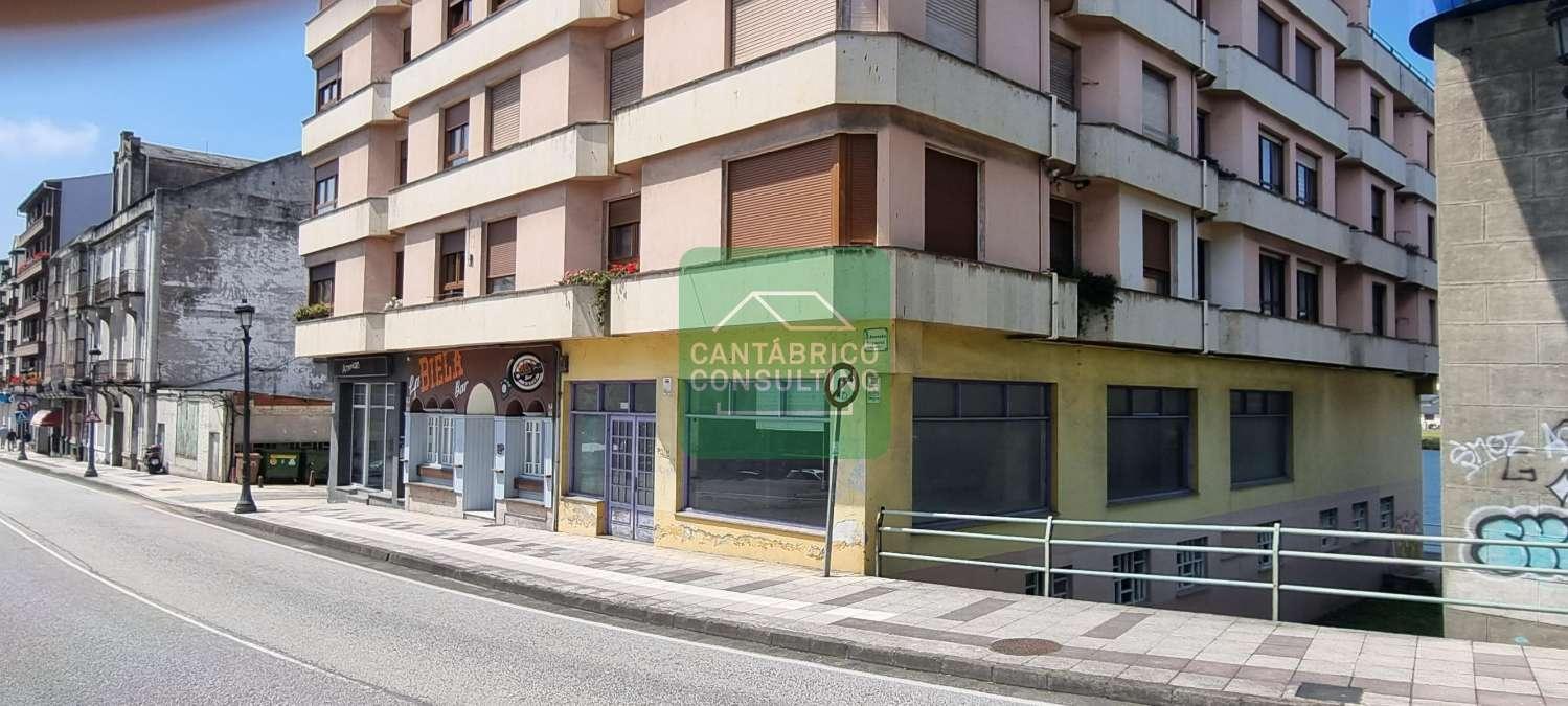Premise for Sale in Navia