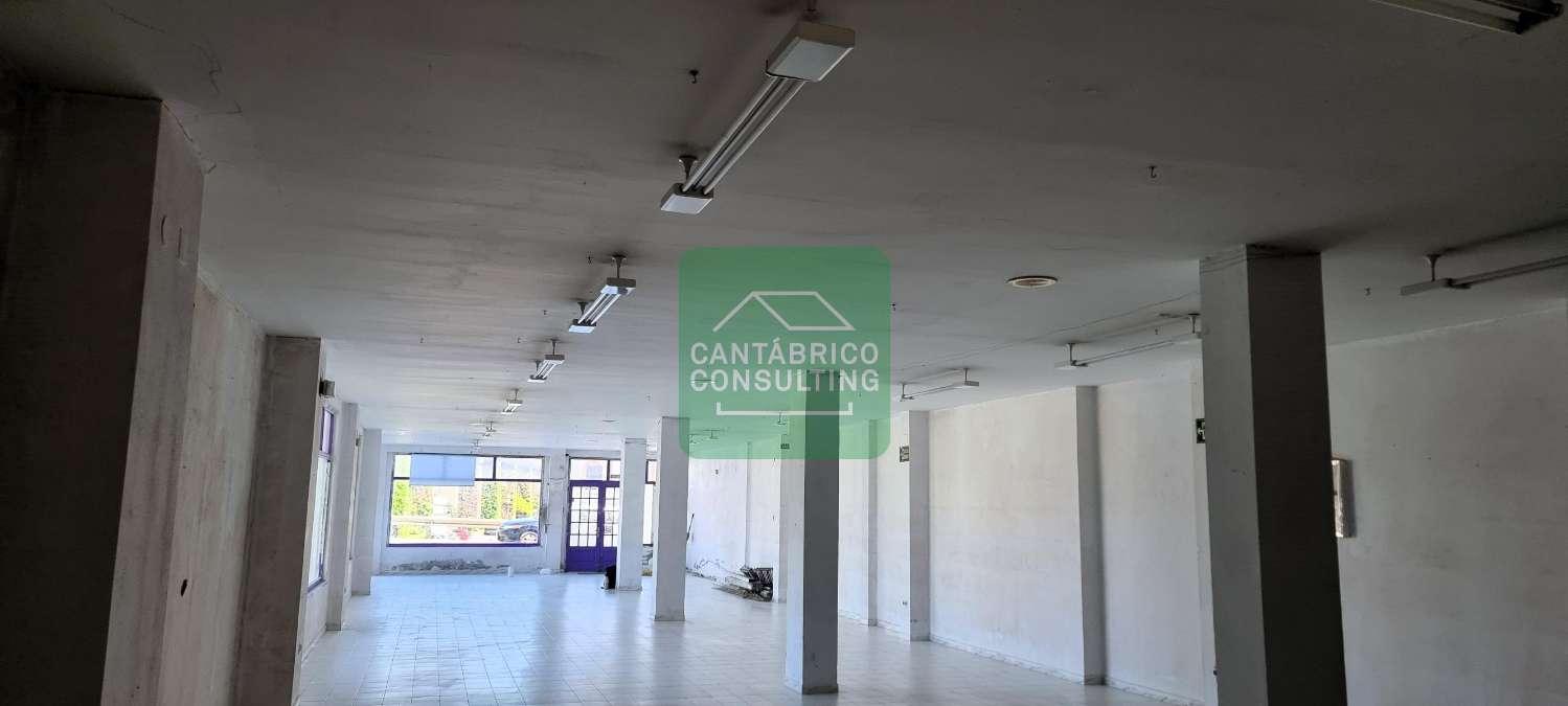 Premise for Sale in Navia