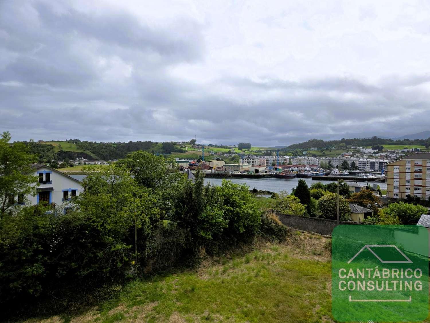 Flat for Sale in Coaña