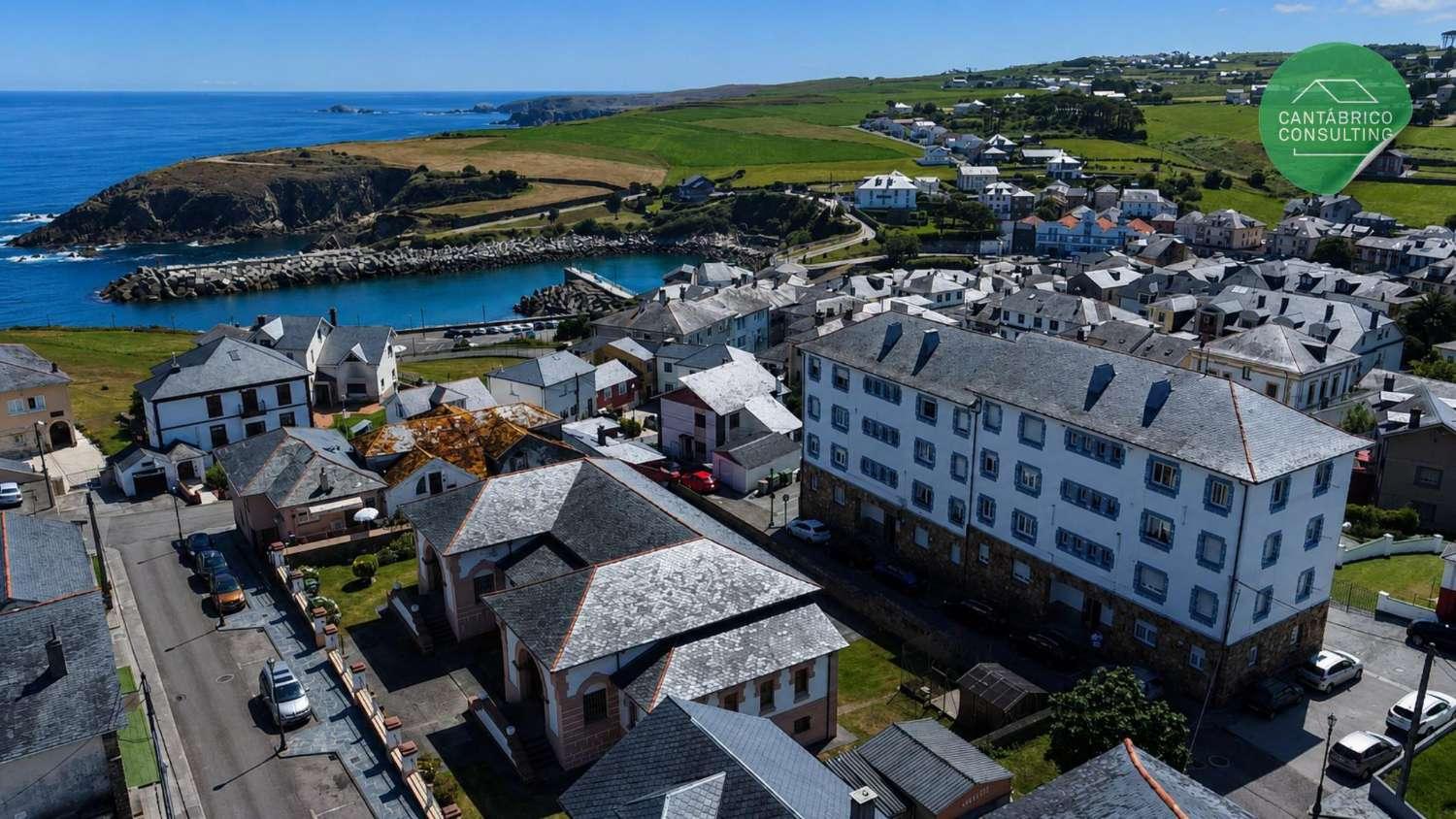 Flat for Sale in Navia