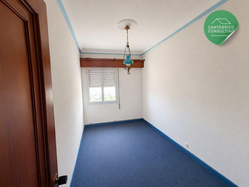 Flat for Sale in Navia