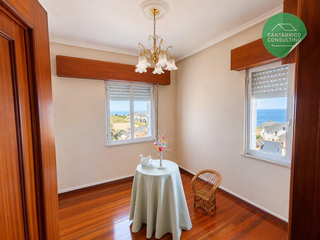 Flat for Sale in Navia