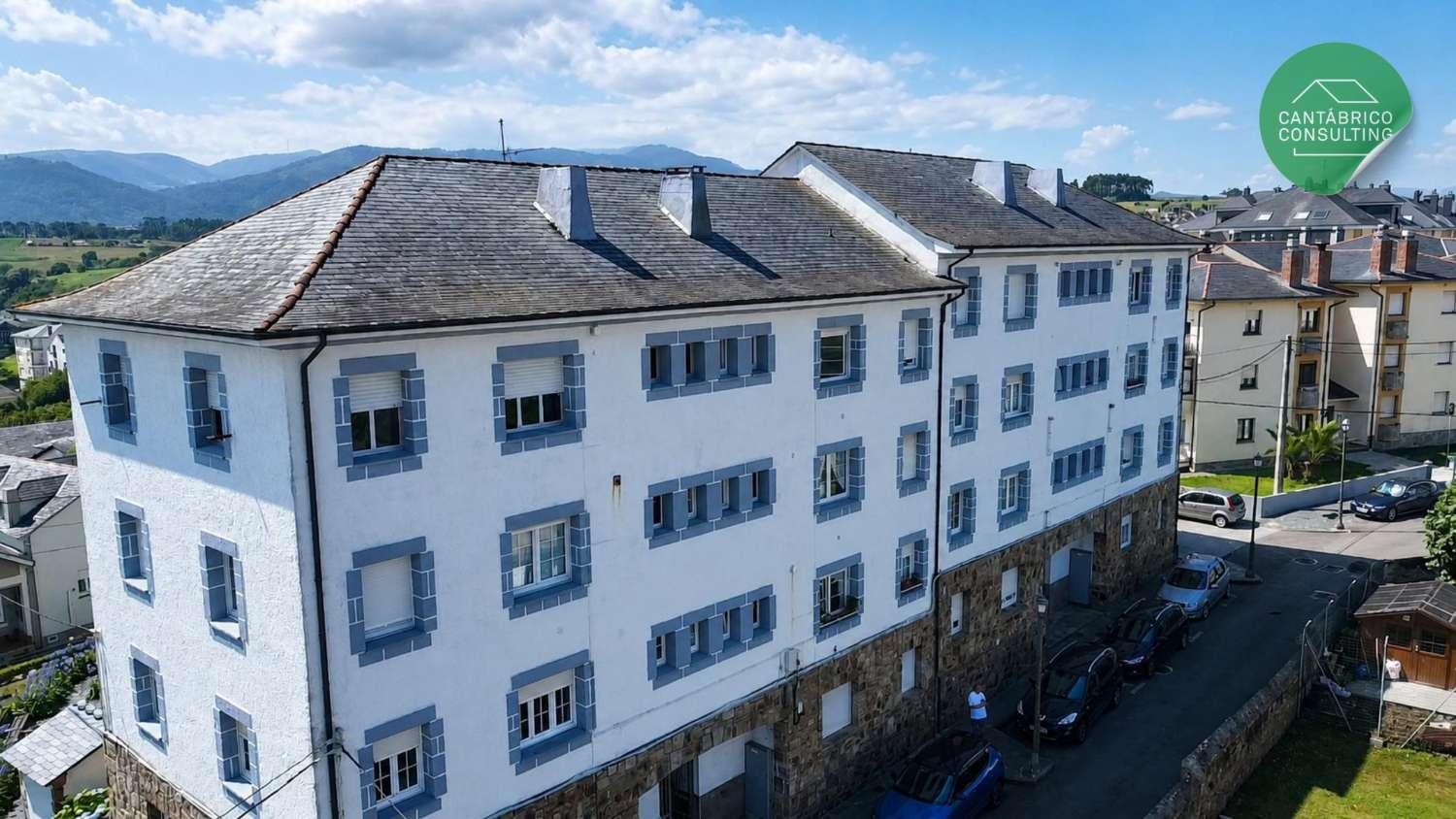 Flat for Sale in Navia