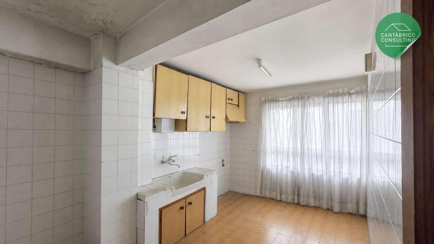 Premise for Sale in Navia