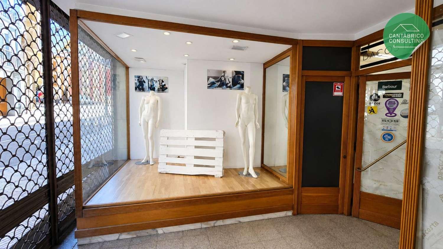 Premise for Sale in Navia