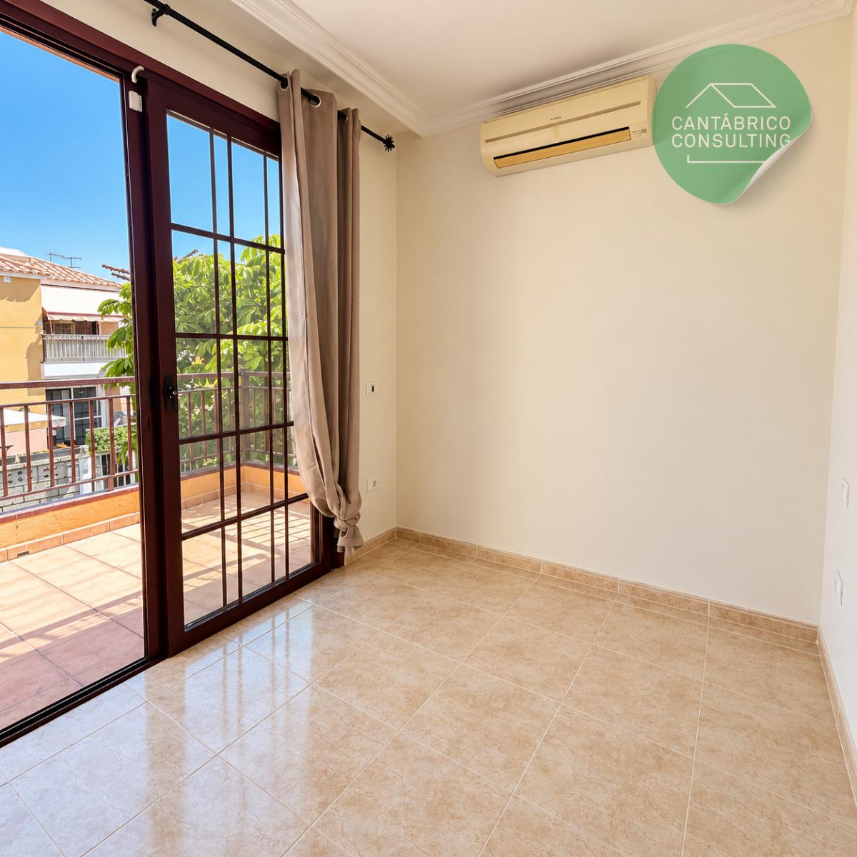 Chalet en Venta en Arona