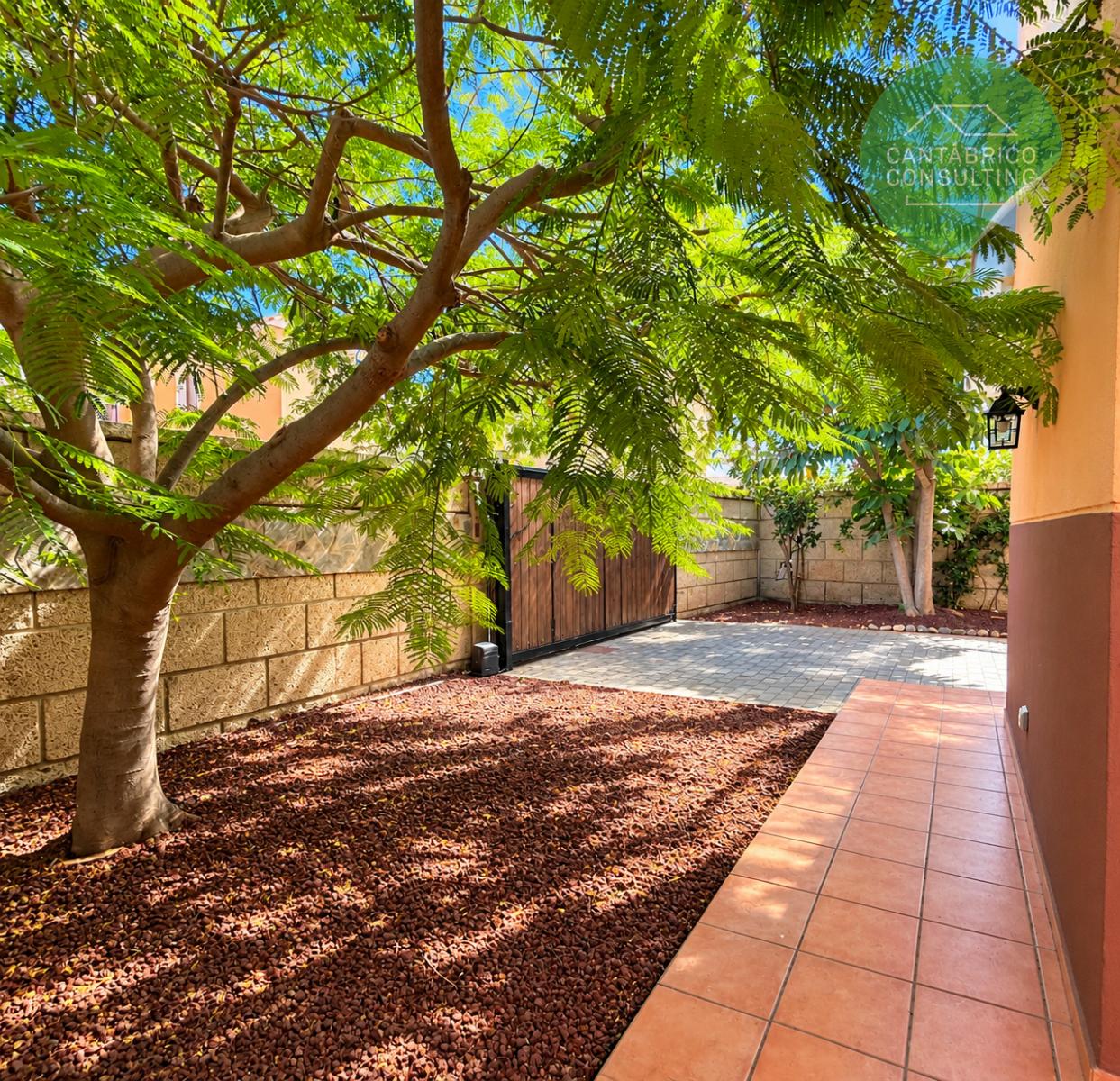 Chalet en Venta en Arona