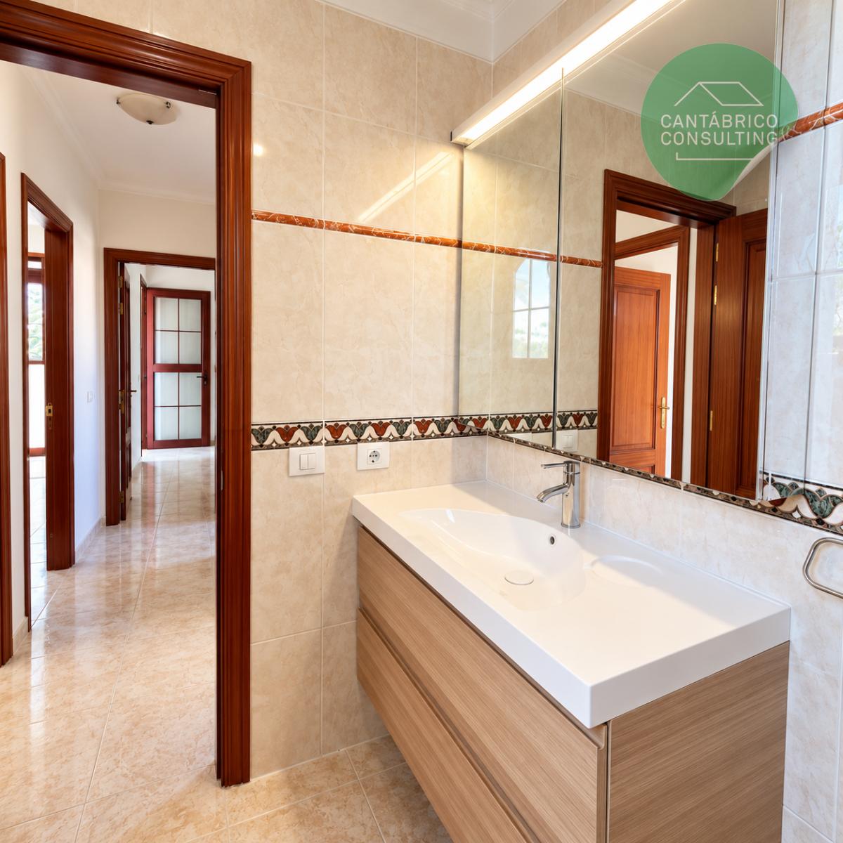 Chalet en Venta en Arona