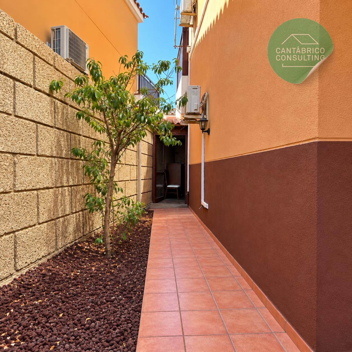 Chalet en Venta en Arona