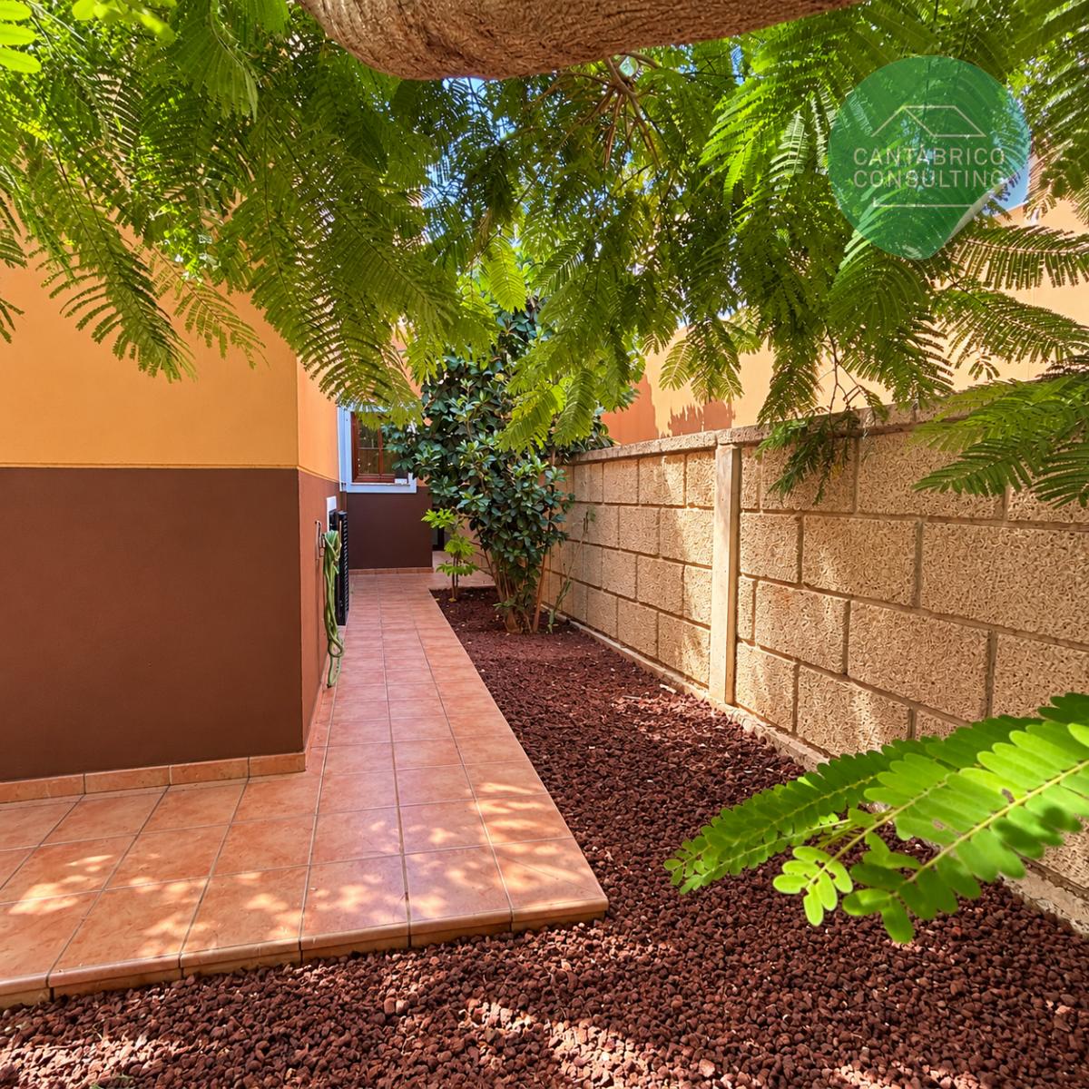 Chalet en Venta en Arona