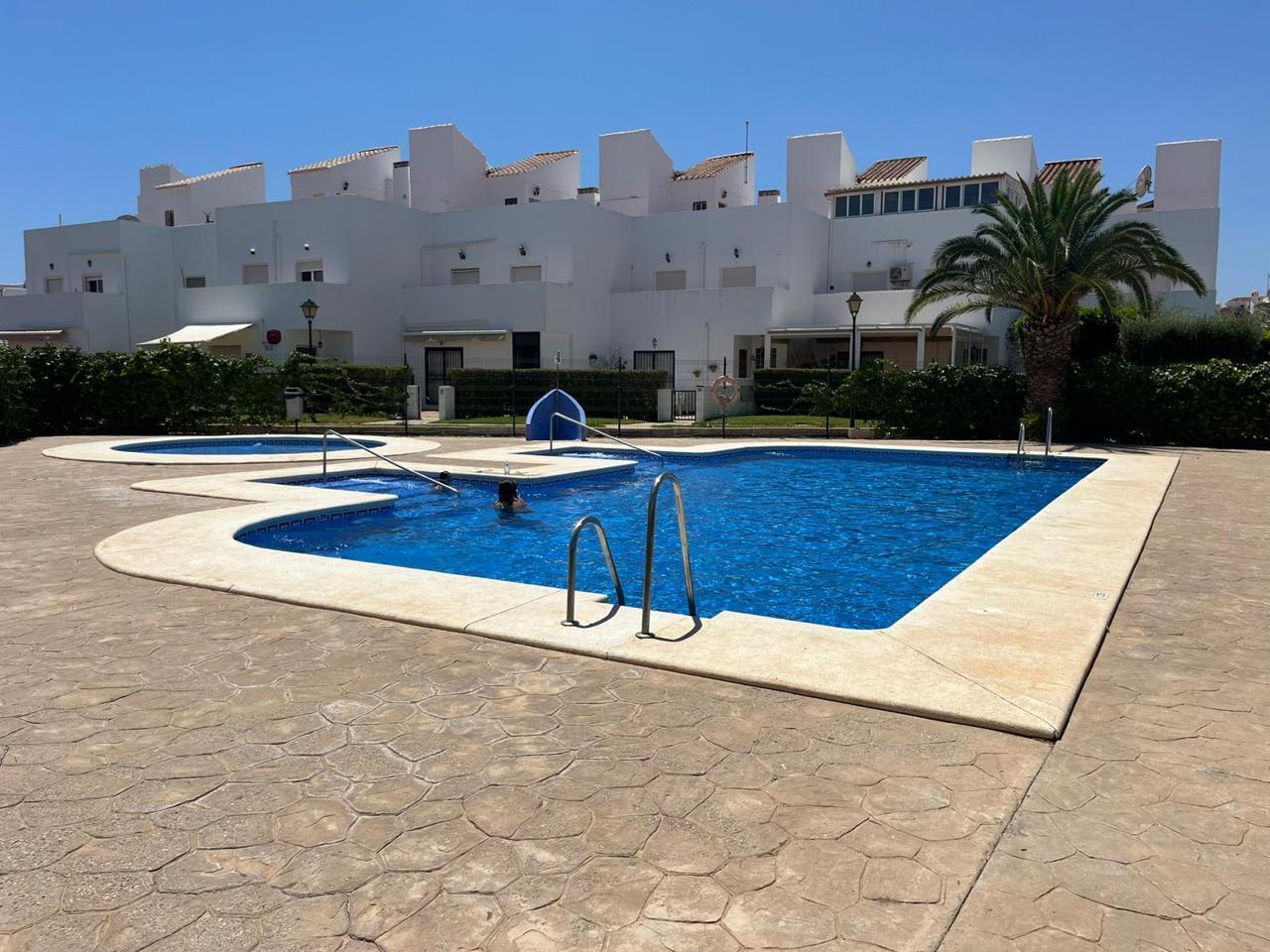 Duplex for Sale in Vera