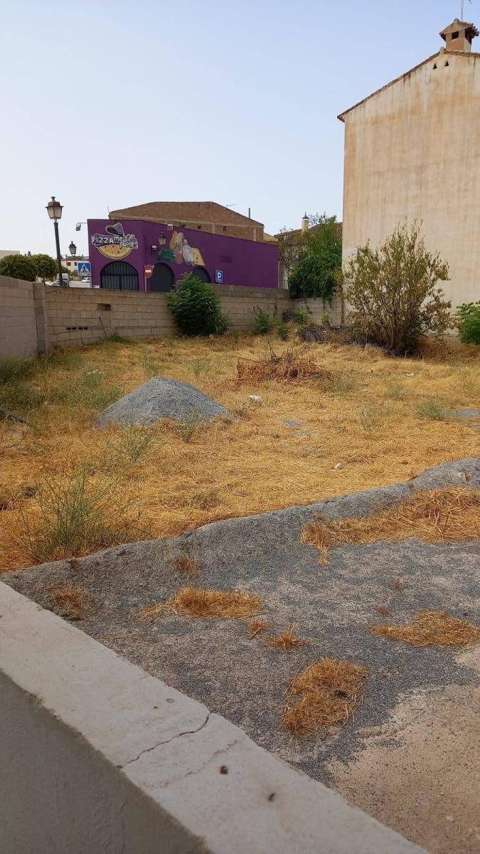 Parcela en Venta en La Zubia