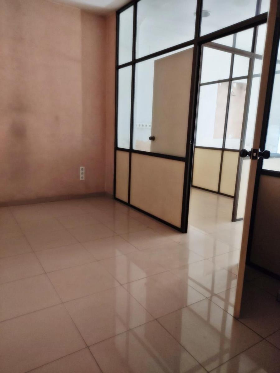 Premise for Sale in Granada