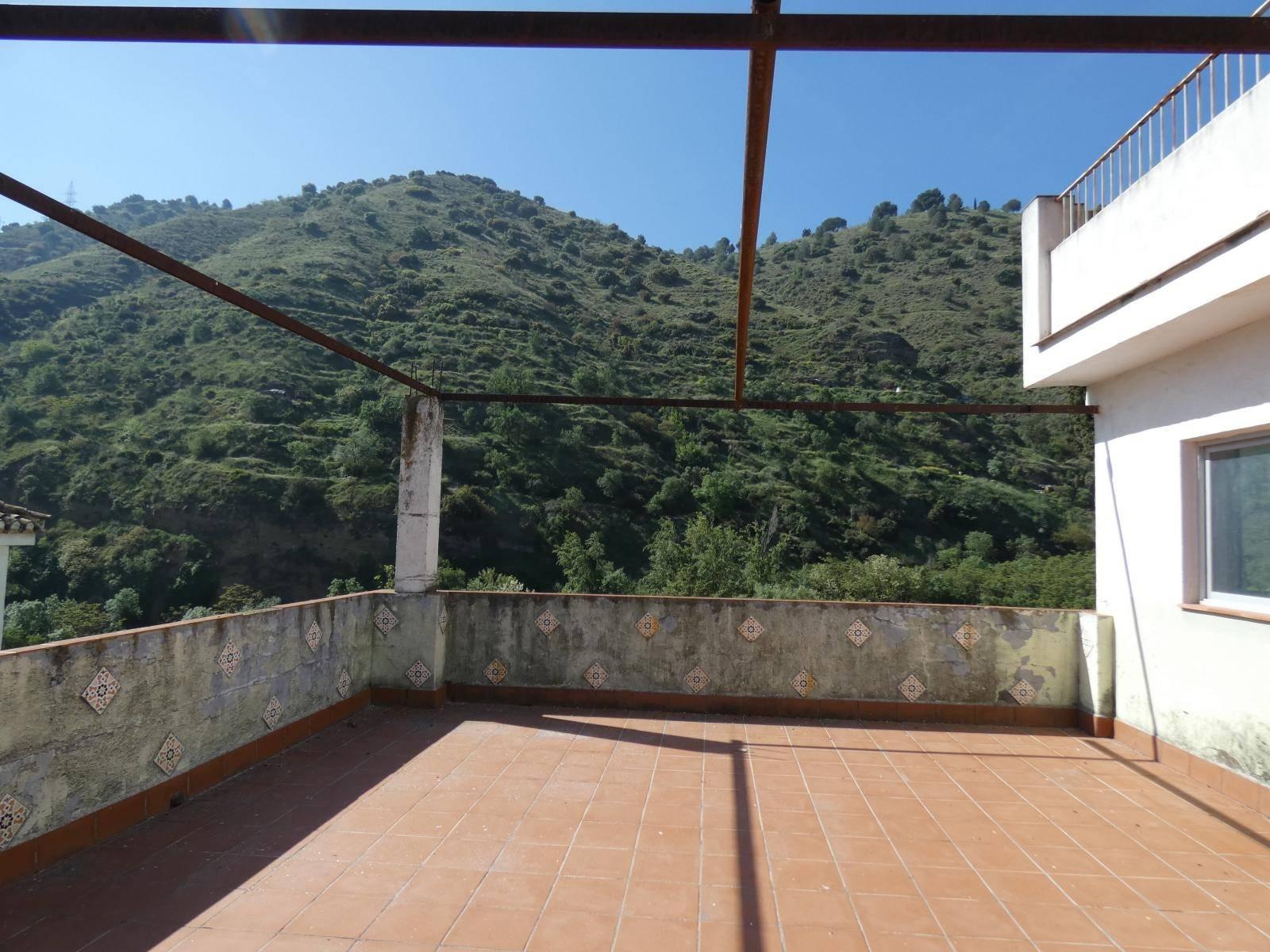 House for Sale in Granada