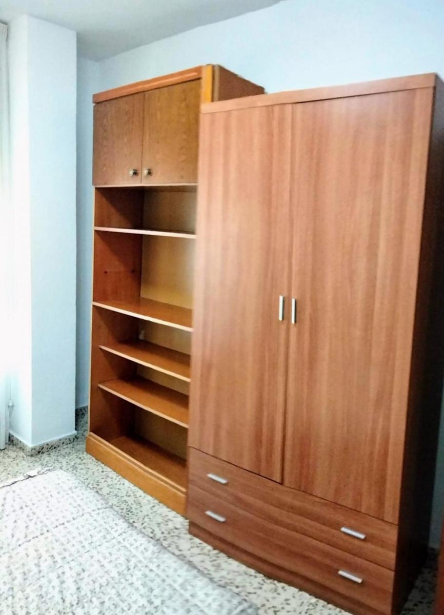 Flat for Rent in Granada