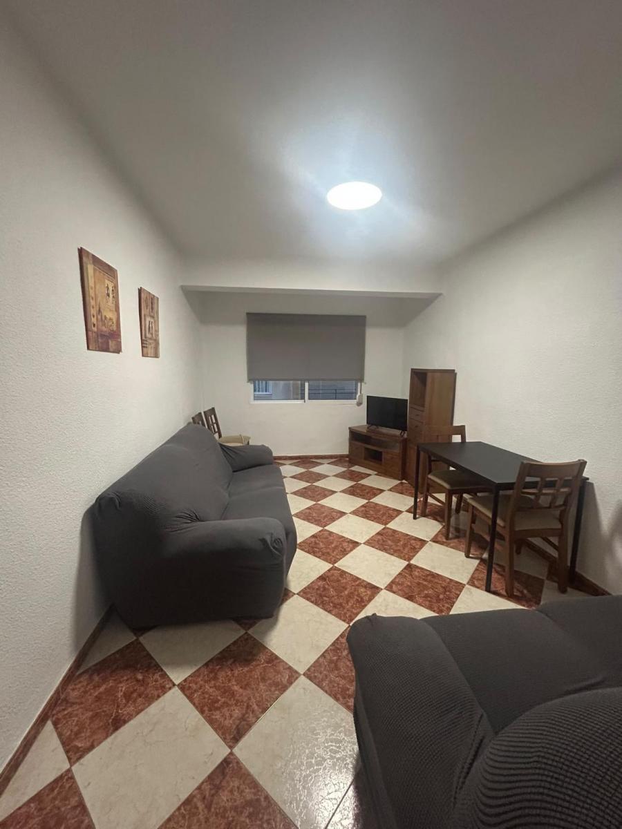 Flat for Rent in Granada