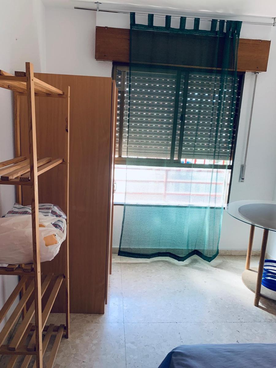 Flat for Rent in Granada