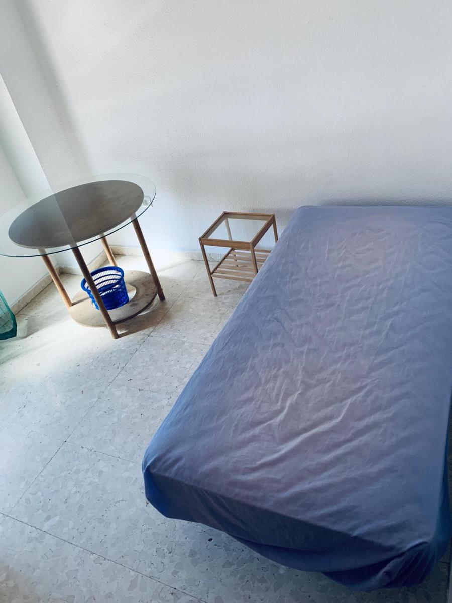 Flat for Rent in Granada