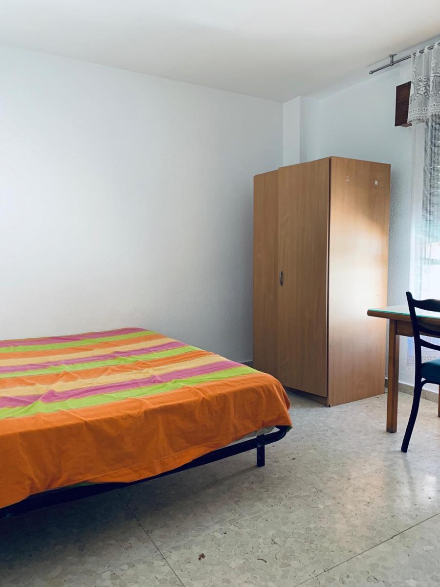 Flat for Rent in Granada