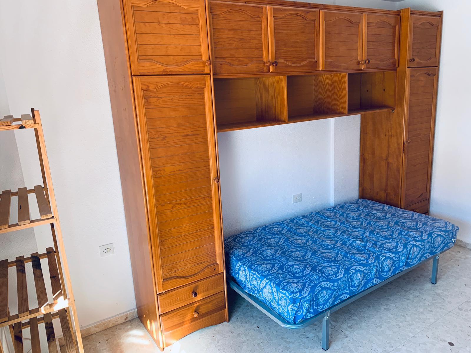 Flat for Rent in Granada