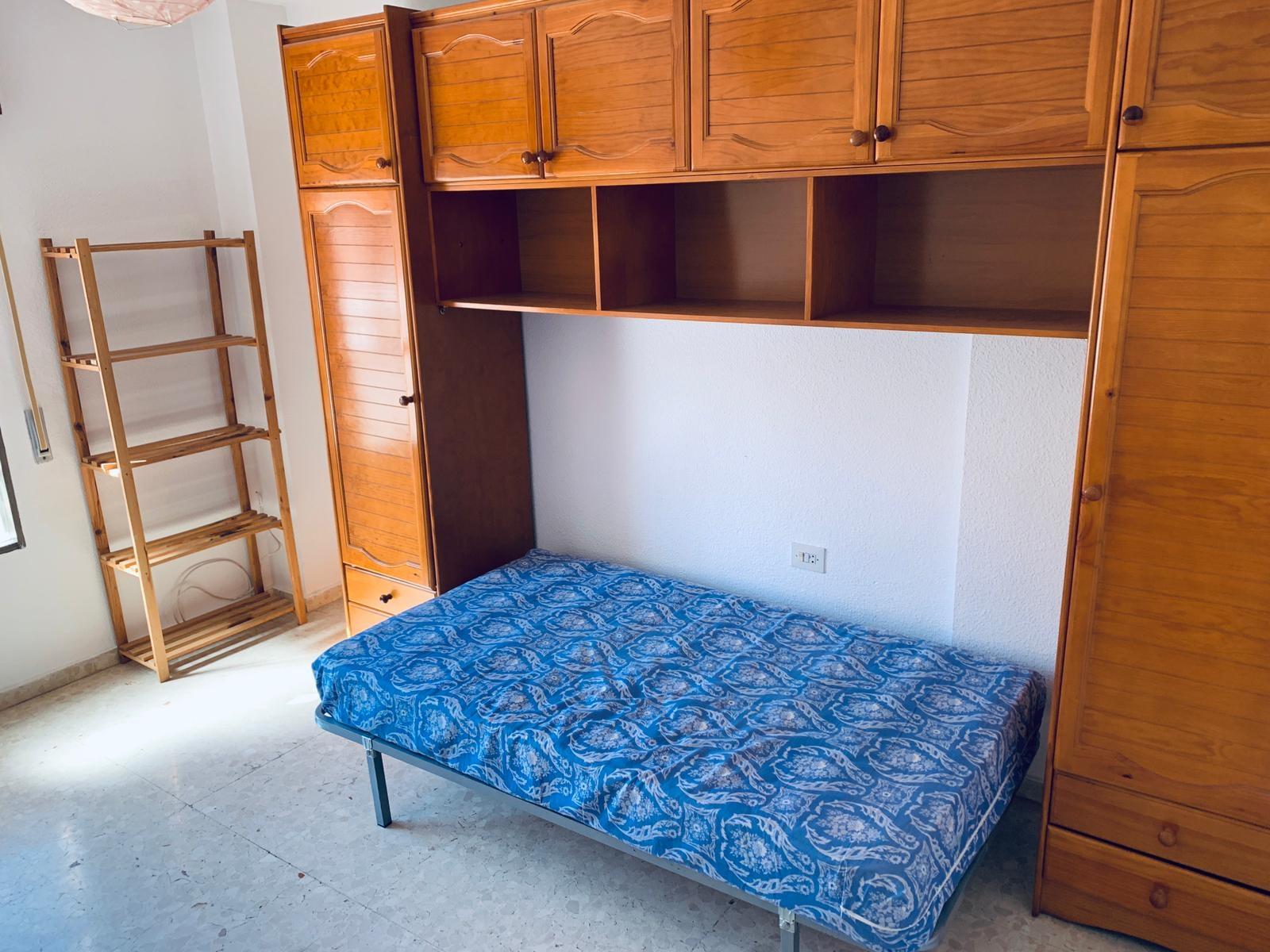 Flat for Rent in Granada