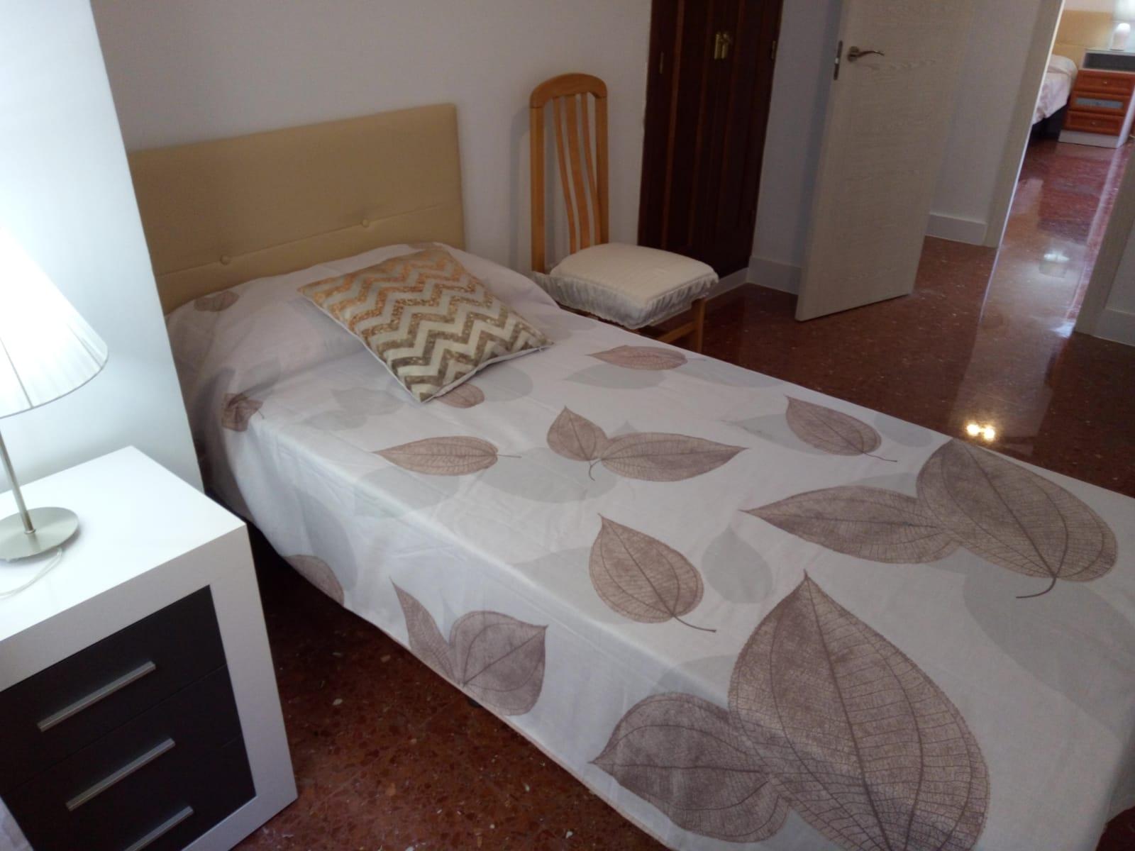 Flat for Rent in Granada