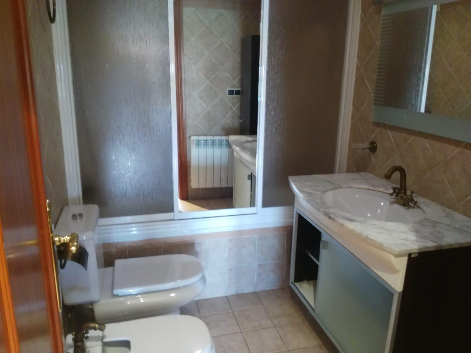 Flat for Rent in Granada