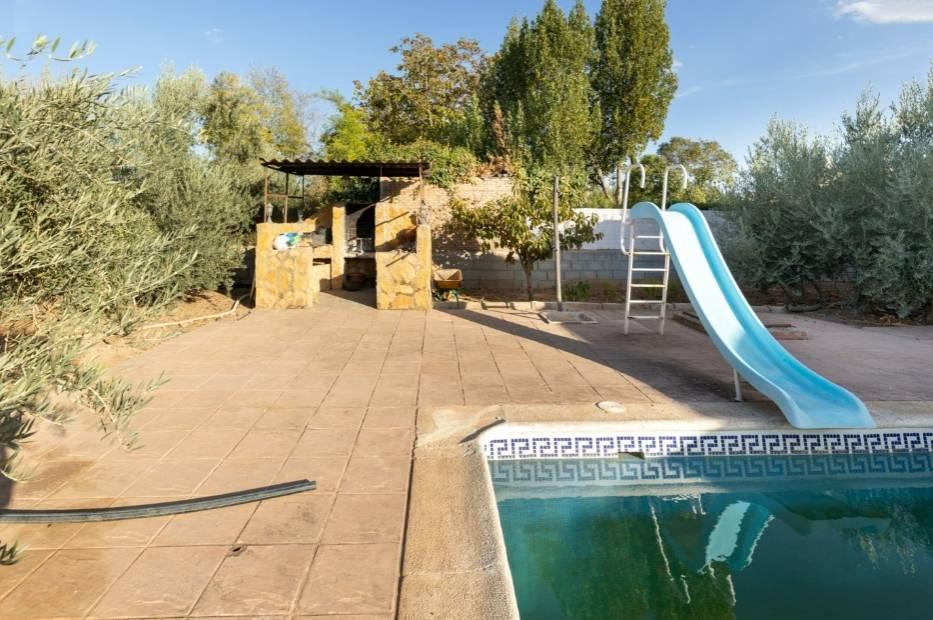 Villa en Venta en Atarfe