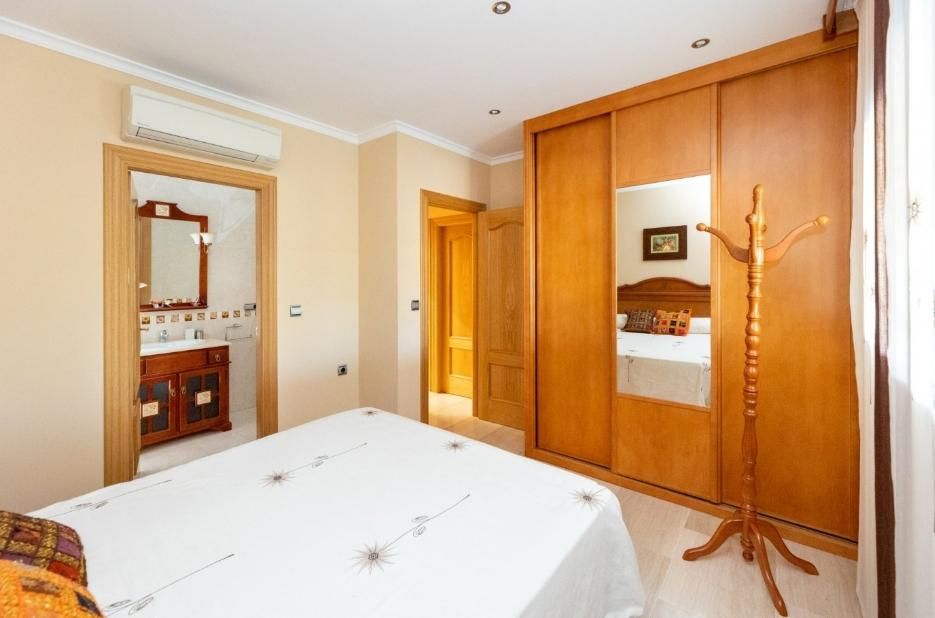 Villa en Venta en Atarfe