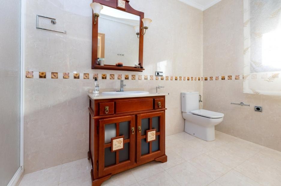 Villa en Venta en Atarfe