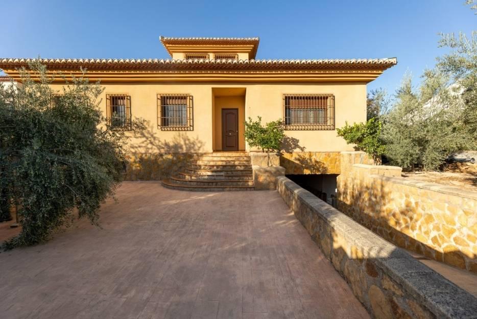 Villa en Venta en Atarfe