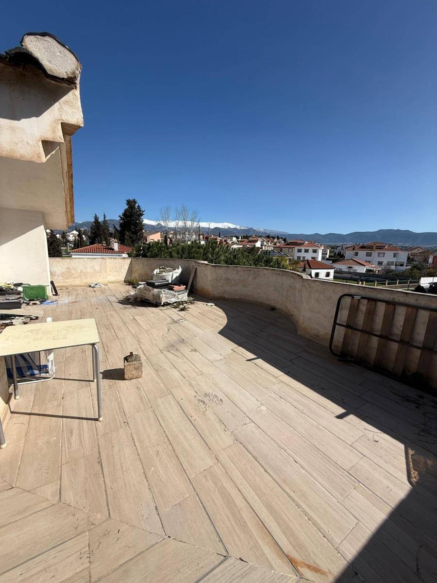 Chalet for Sale in Ogíjares