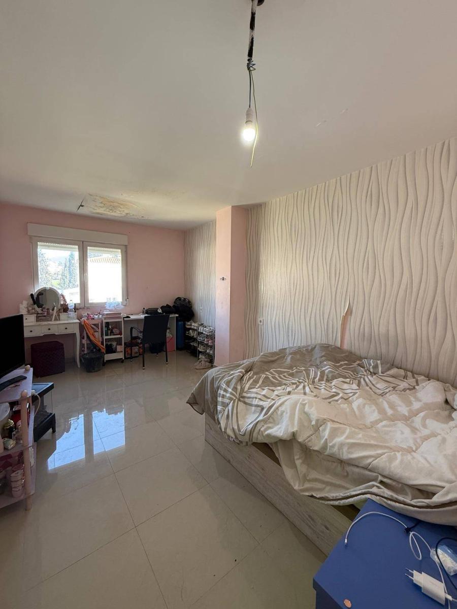 Chalet for Sale in Ogíjares
