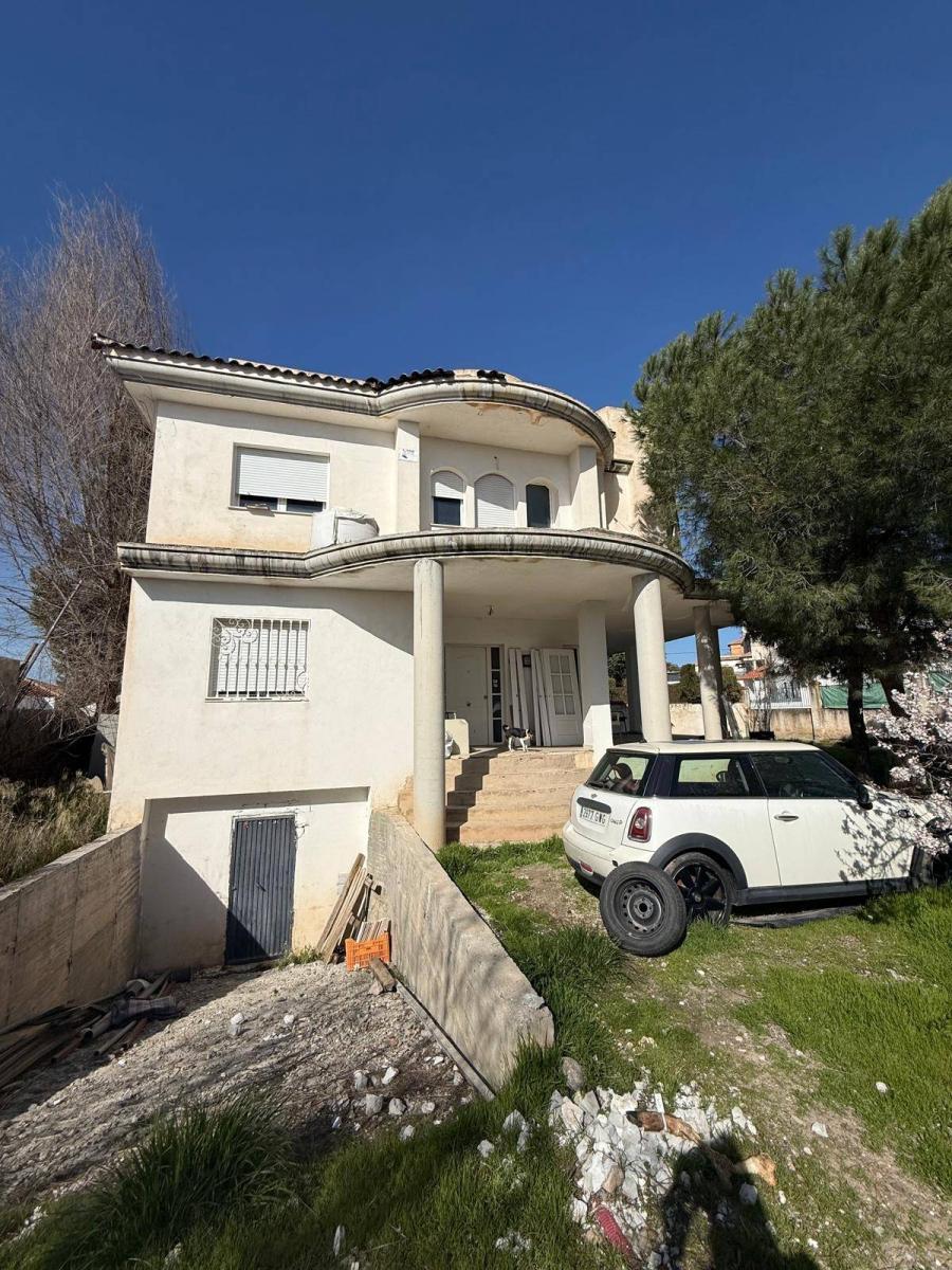 Chalet for Sale in Ogíjares