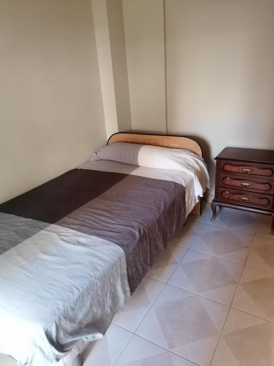 Flat for Rent in Granada