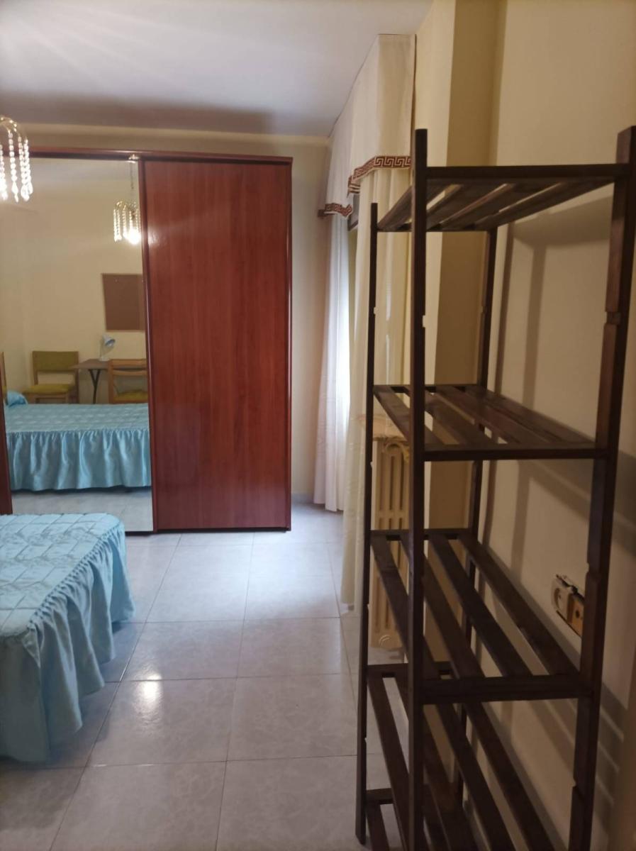 Flat for Rent in Granada