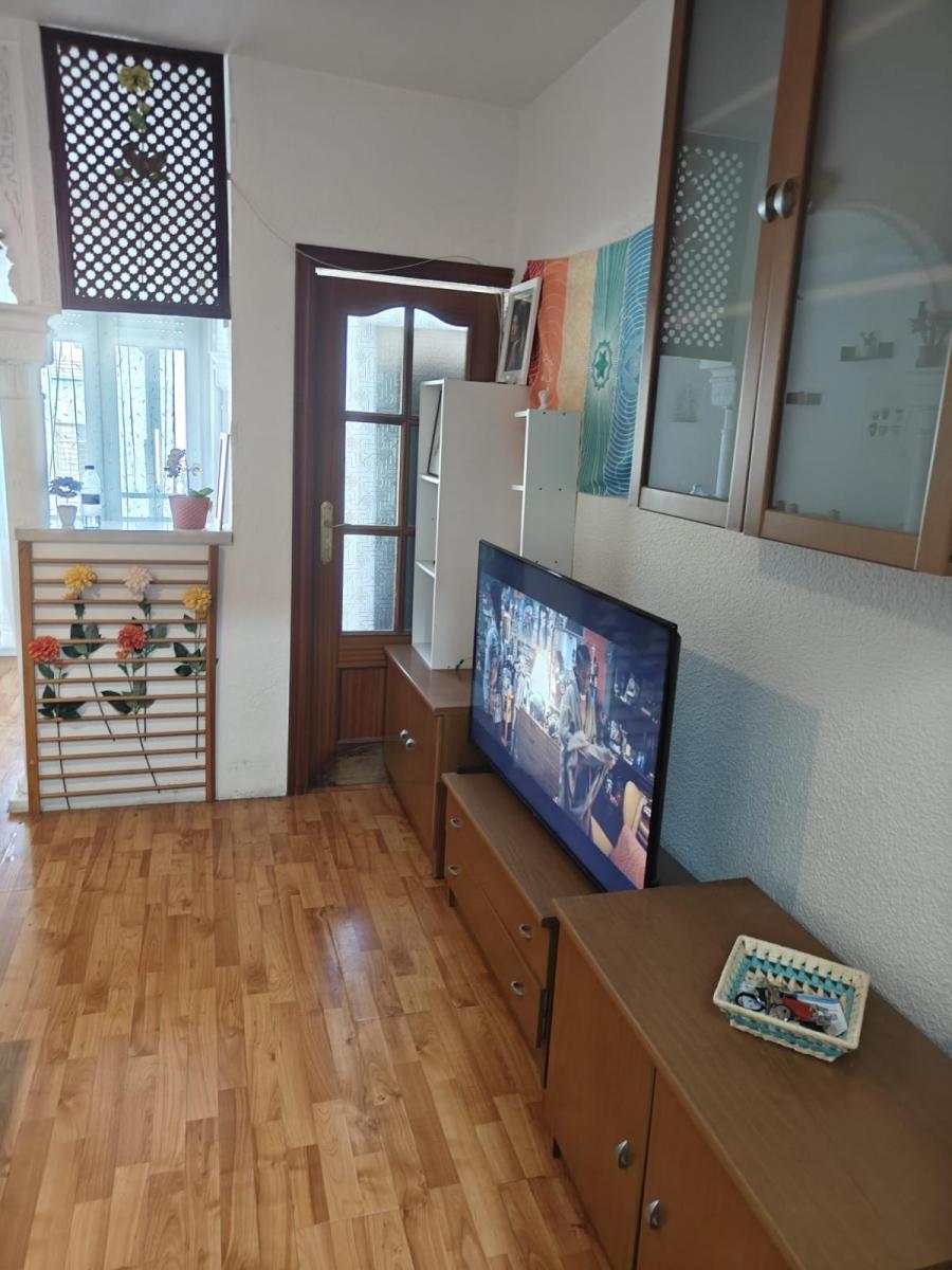 Flat for Rent in Granada