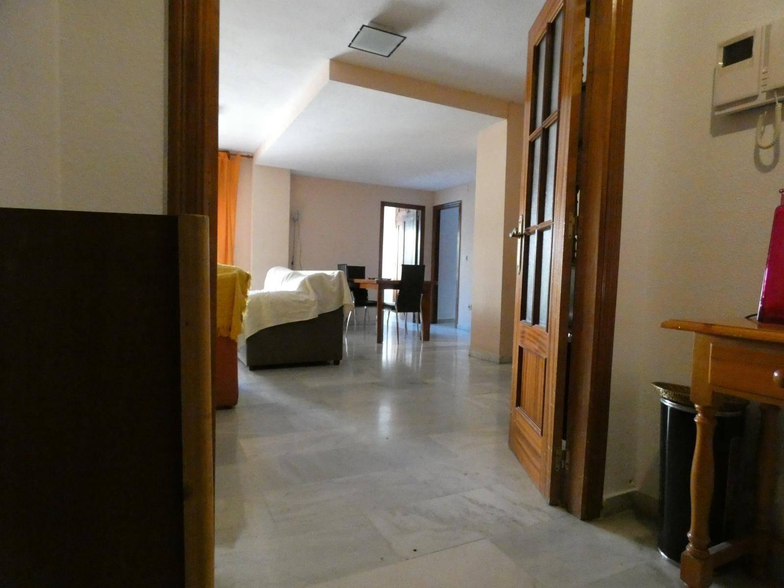 Flat for Rent in Granada