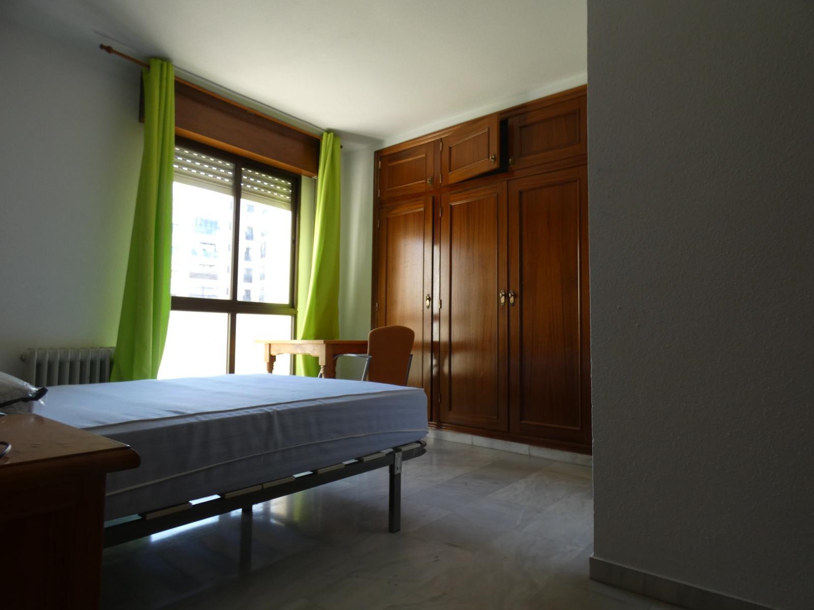 Flat for Rent in Granada