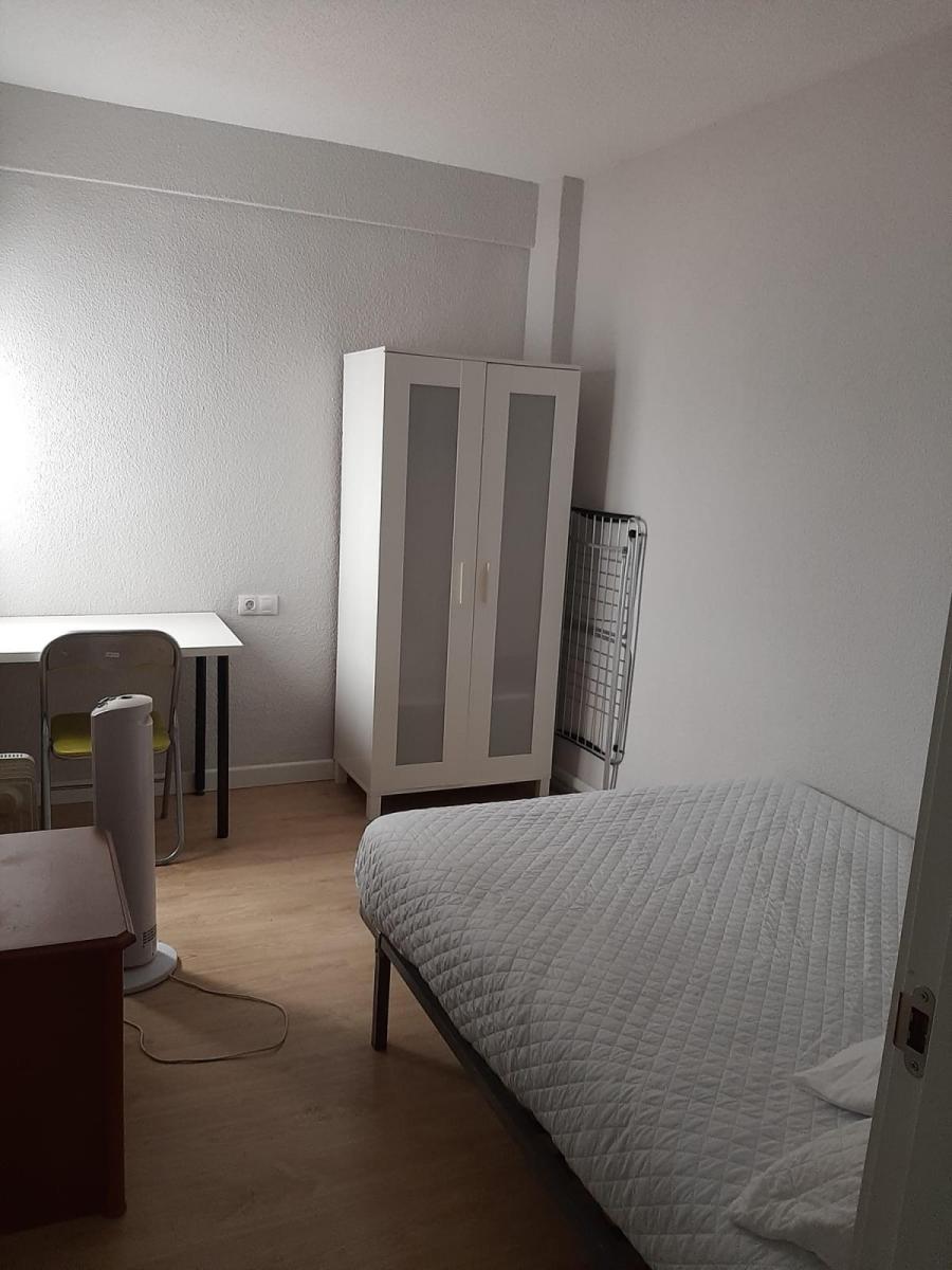 Flat for Rent in Granada