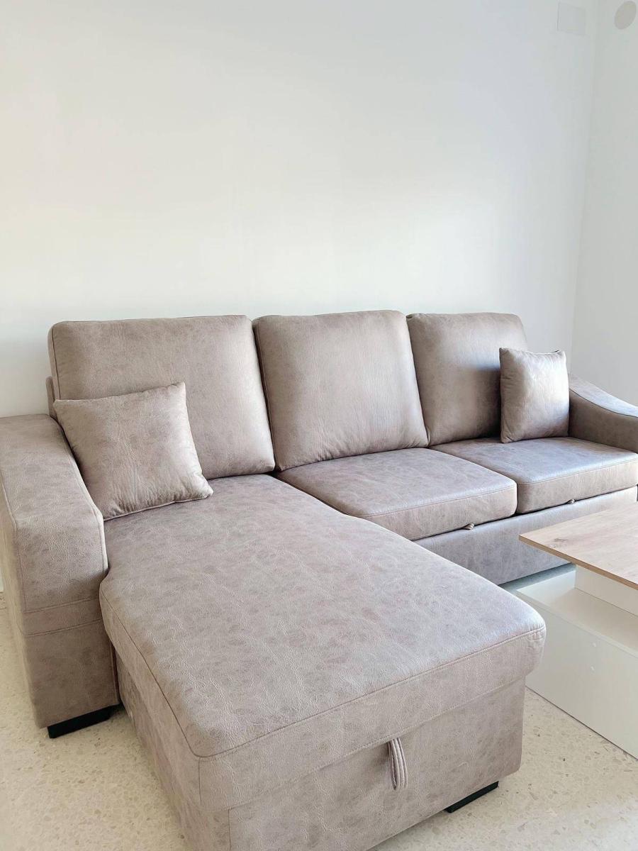 Penthouse for Rent in Granada