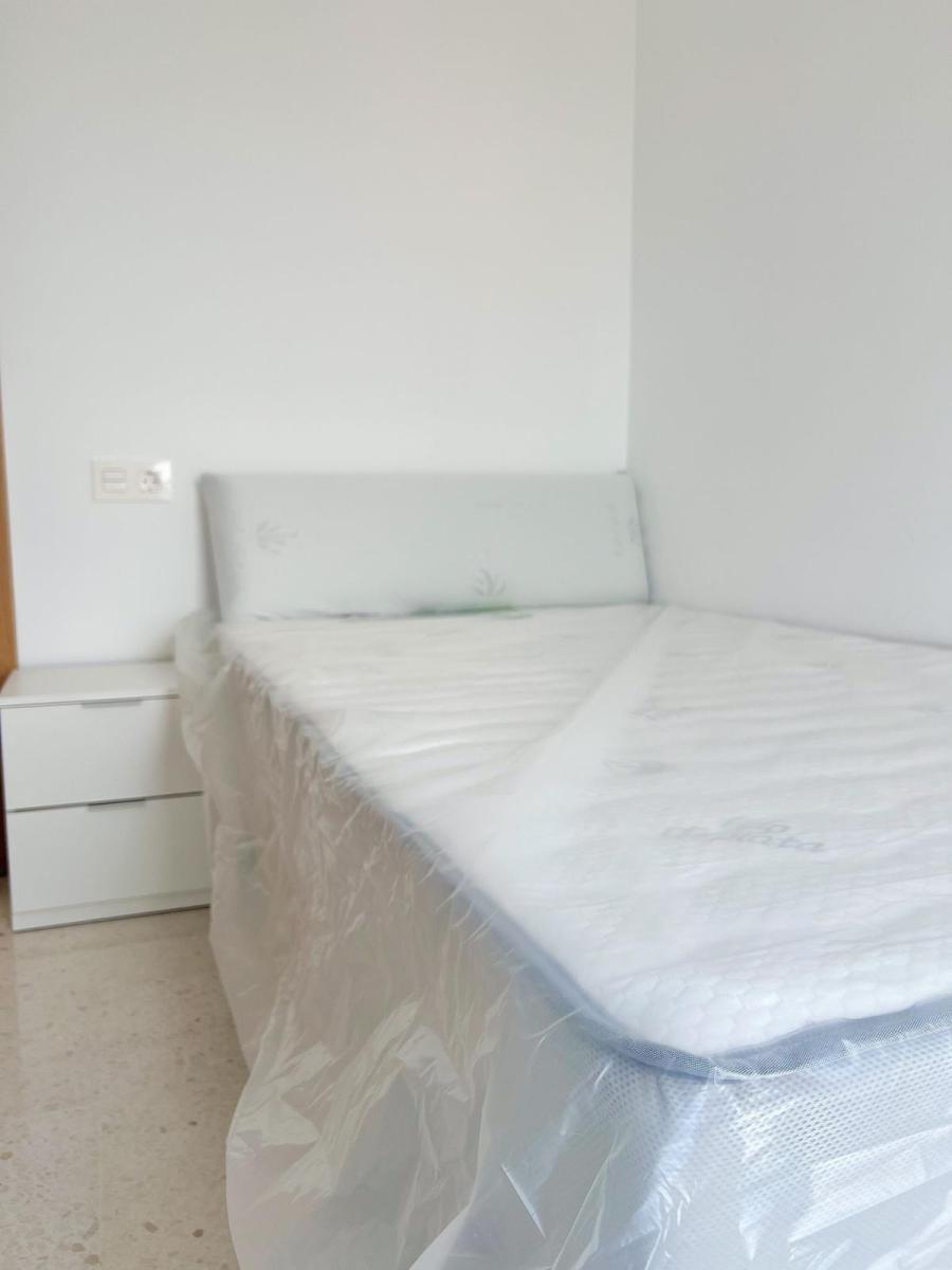 Penthouse for Rent in Granada