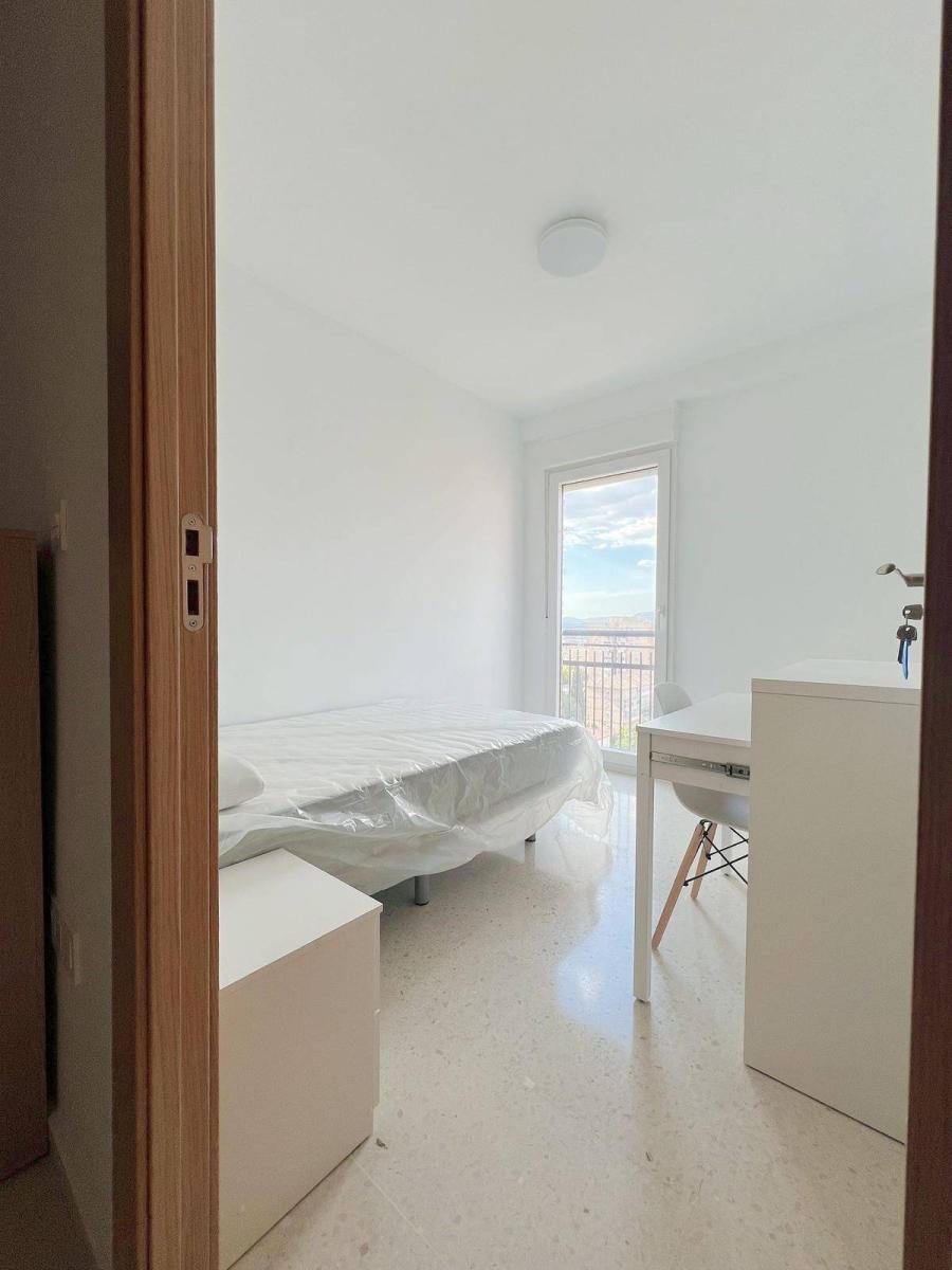 Penthouse for Rent in Granada