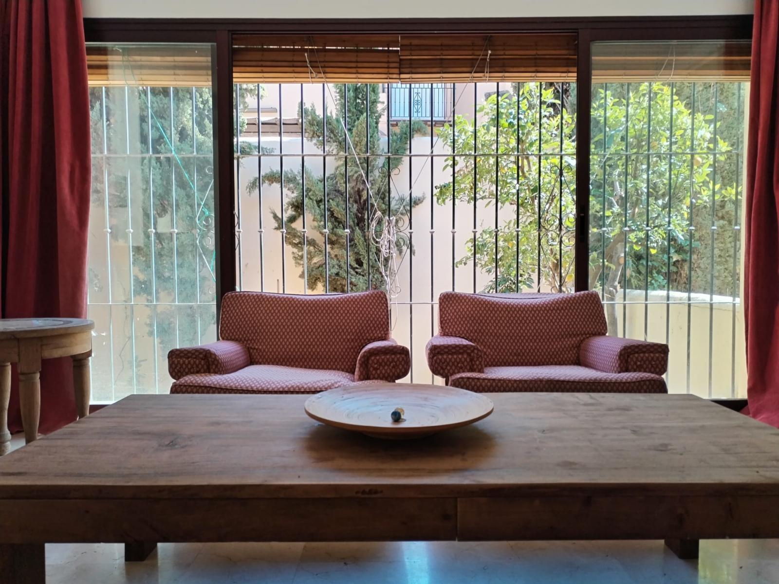 Terraced House for Rent in Granada