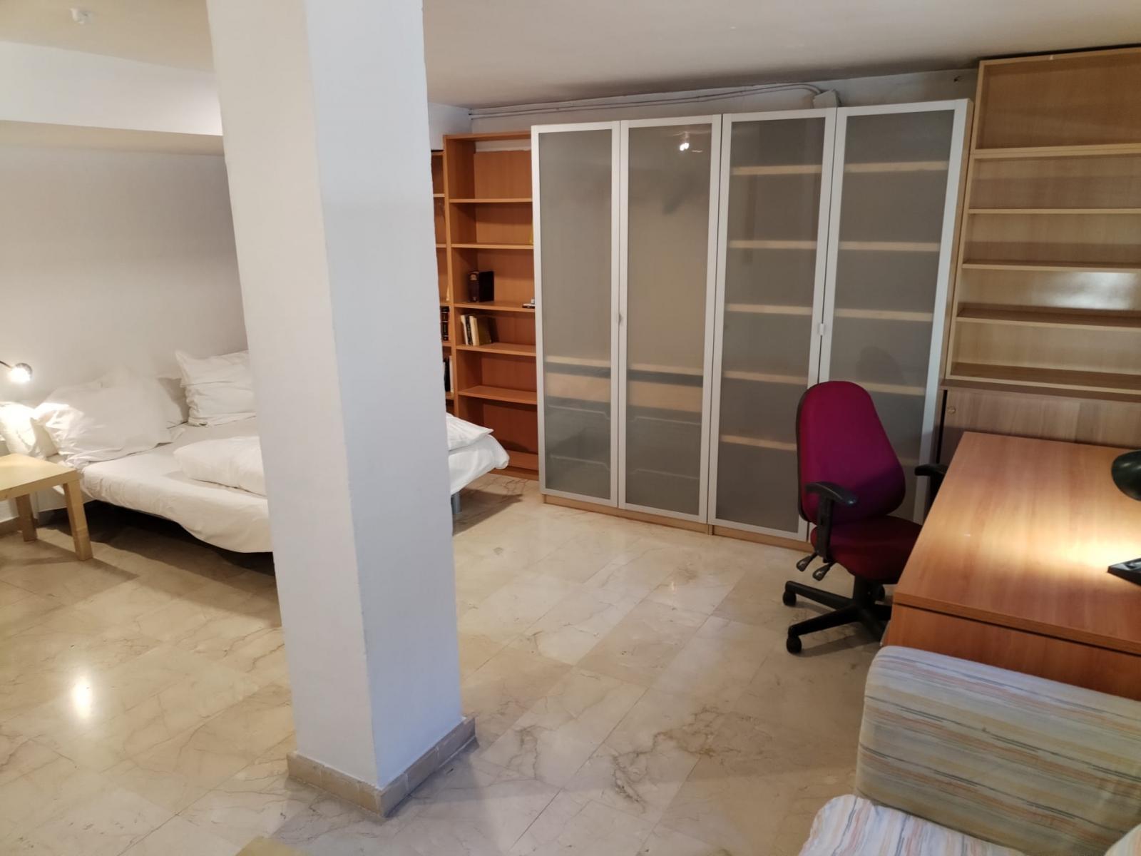 Terraced House for Rent in Granada